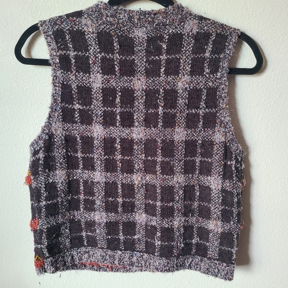 🍁Vintage Curio Button Sweater Vest - Picture 5 of 5